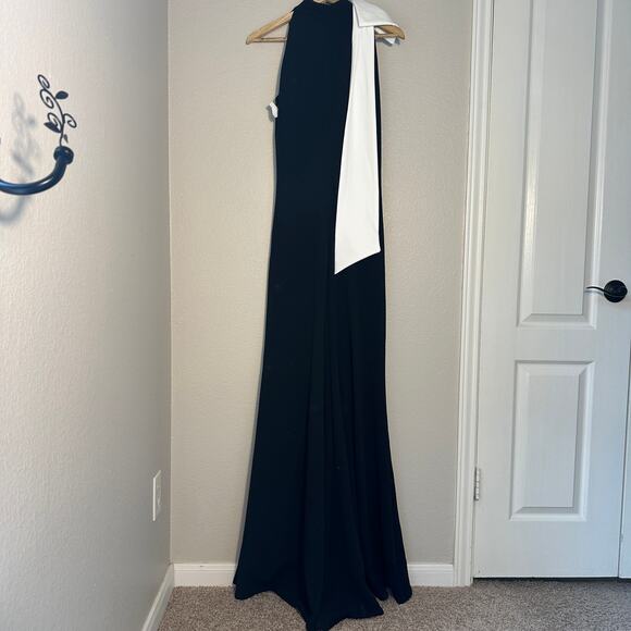 Tadashi Shoji Sims Black/White Shoulder Bow Halter Gown, Black Tie, Wedding, XL - Picture 5 of 7